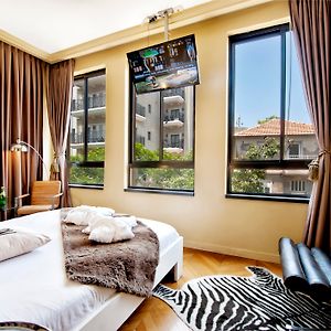 Luxury Room City View